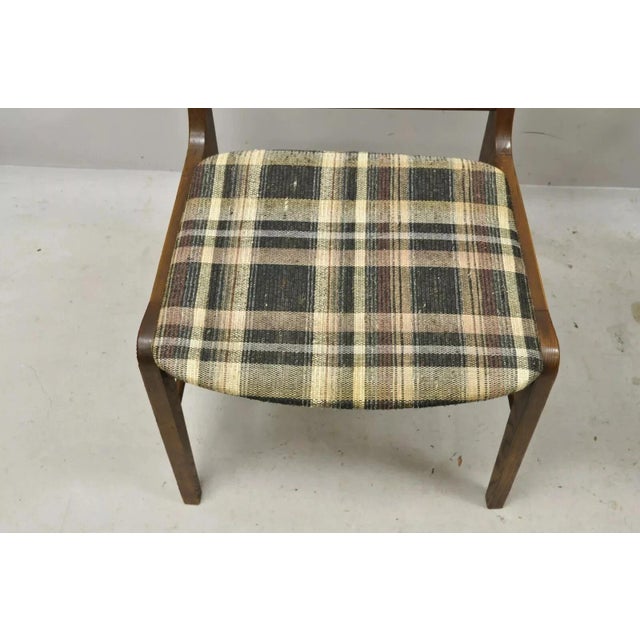 Vintage Mid Century Modern Walnut & Oak Sculptural Dining Side Chairs - A Pair For Sale In Philadelphia - Image 6 of 11