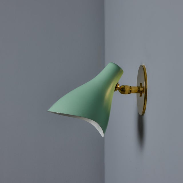 Mid-Century Modern 1950s Gino Sarfatti Model #10 Sconce for Arteluce in Green For Sale - Image 3 of 15