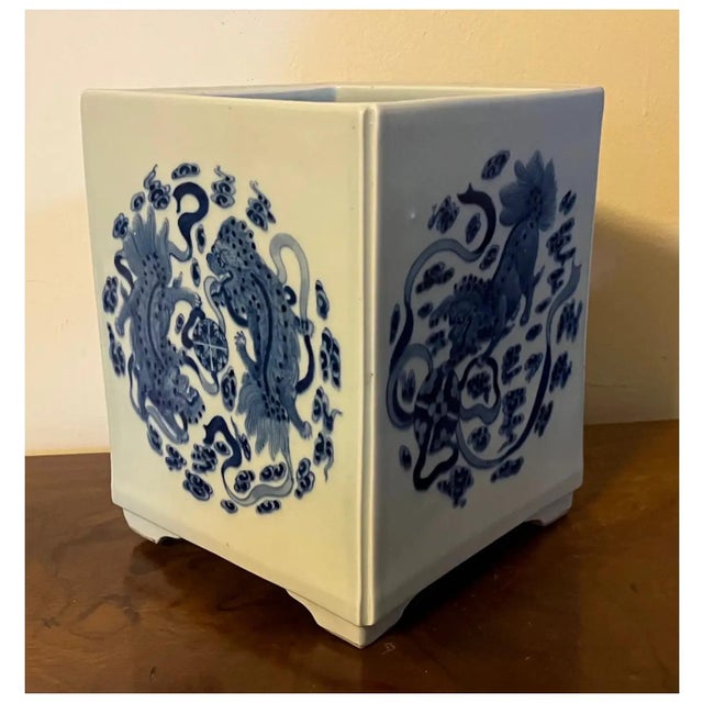 Large Antique 19th Century Chinese Blue & White Porcelain Brush Pot Decorated With Kylin Tigers, Mythical Beasts or Foo Dogs For Sale In New York - Image 6 of 12