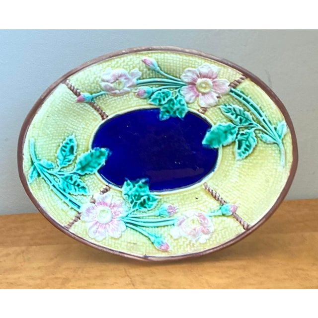 Vintage Majolica Floral Plate For Sale - Image 11 of 12