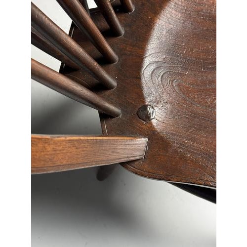 Windsor Dining Chairs, Set of 4 For Sale - Image 17 of 18