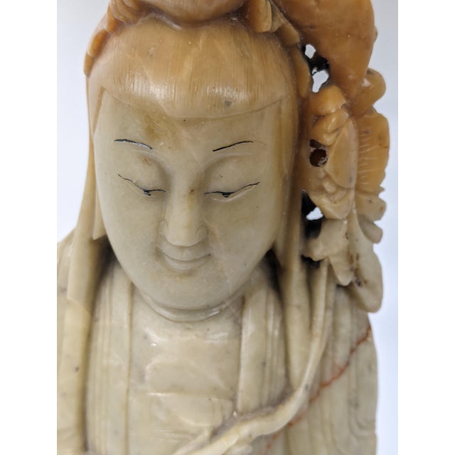 Early 20th Century Chinese Carved Soapstone Guanyin Table Lamp For Sale - Image 4 of 18