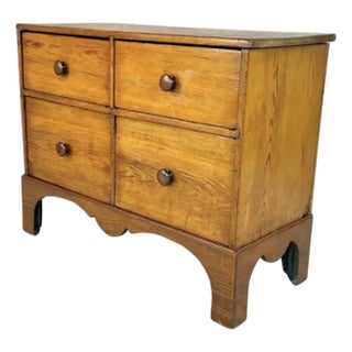 19th Century English Pine Chest of Drawers For Sale