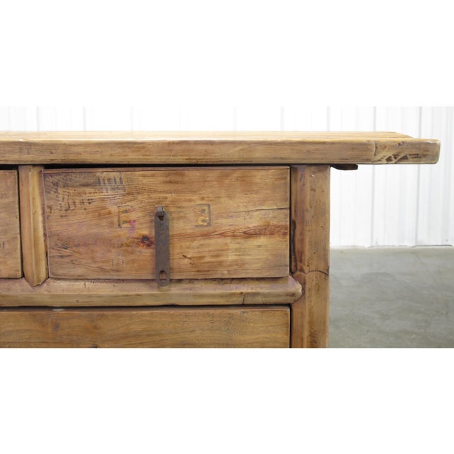Early 19th Century Antique Chinese Console Table With Five Drawers For Sale - Image 5 of 14