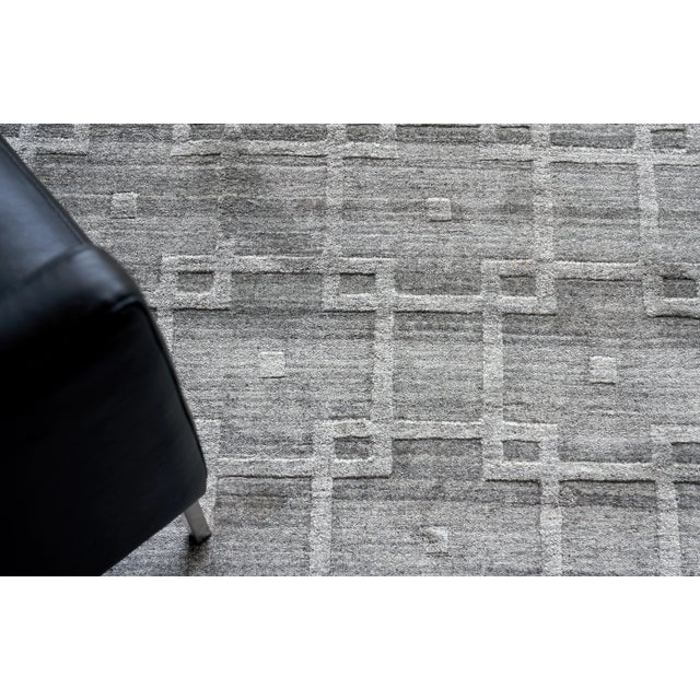 Transitional Exquisite Rugs Geometric Box Handmade Bamboo Silk & Cotton Gray Rug-12'X15' For Sale - Image 3 of 5