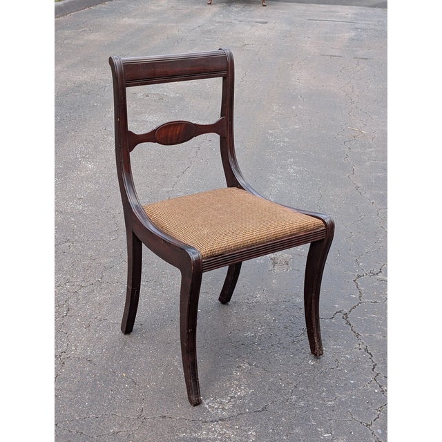1960s Set of 8 Duncan Phyfe Style Mahogany Dining Chairs Attributed to Pennsylvania House For Sale - Image 12 of 12