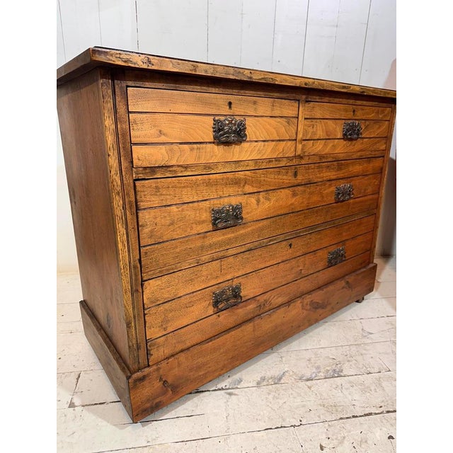 Wood Edwardian Chest of Drawers in Oak, 1910 For Sale - Image 7 of 12