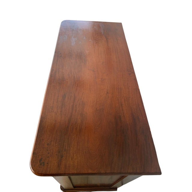 Wood 18th C. William and Mary Walnut Chest of Drawers For Sale - Image 7 of 10