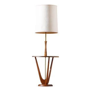 1960s Mid-Century Modern v.h. Woolums Sculptural Walnut Floor Lamp With Integrated Table For Sale