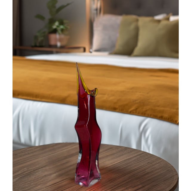 20 In. Tall Signed Young & Constantin Ruby Art Glass Hourglass Pulled Lip Vase For Sale - Image 16 of 18