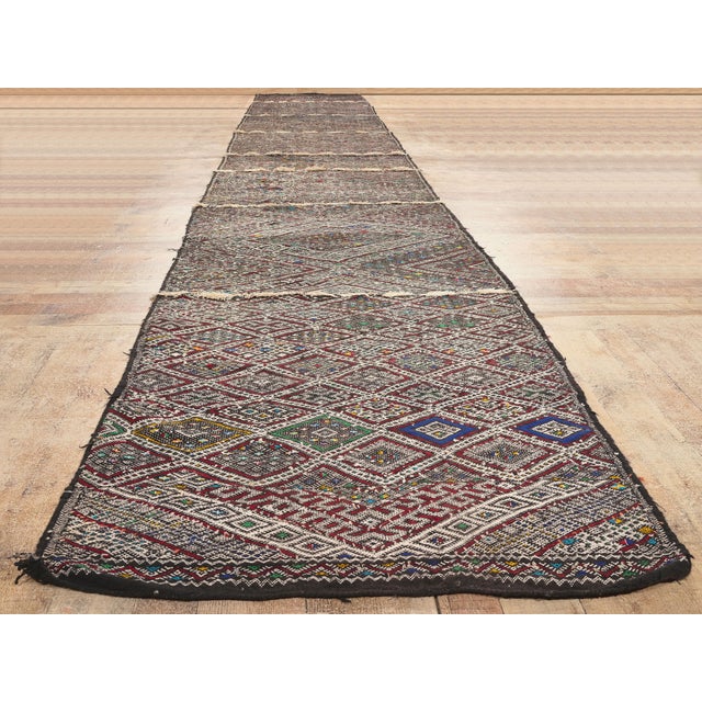 Vintage Zemmour Moroccan Kilim Rug, 03'10 X 23'01 For Sale - Image 9 of 11