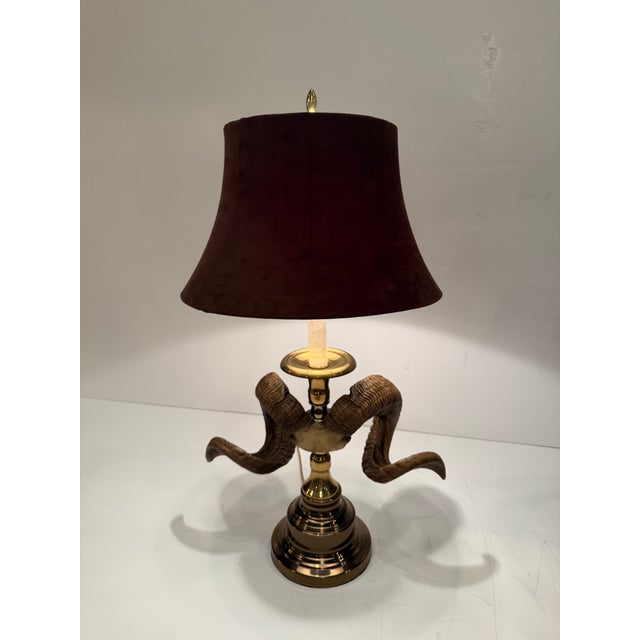 Chapman Manufacturing Company Faux Horn & Brass Table Lamps -a Pair For Sale - Image 4 of 7