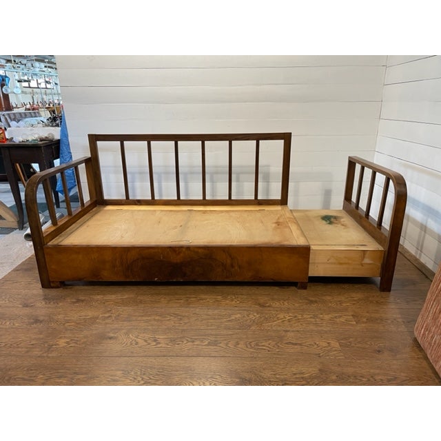 Vintage Daybed by Jidrich Halabala For Sale - Image 6 of 11
