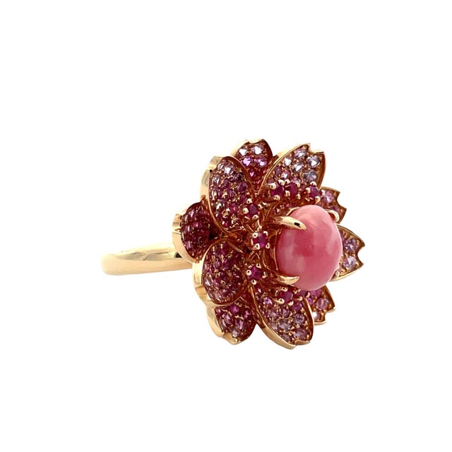 18k Rose Gold Conch Pearl, Ruby & Pink Sapphire Floral Ring, Size 6 For Sale In New York - Image 6 of 12