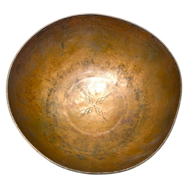 Late 19th Century Antique Persian Copper Bowl With Incised Decoration, 19th Century For Sale - Image 5 of 11