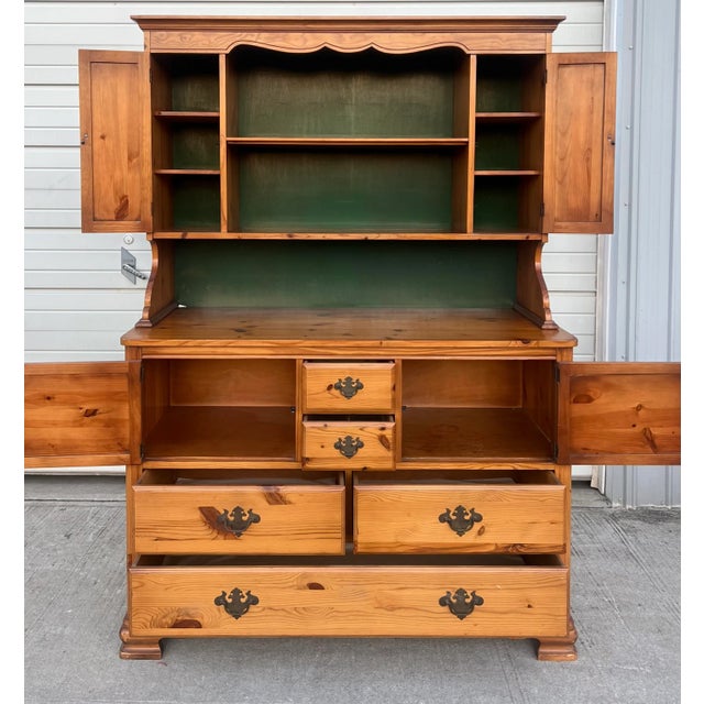 1960s Farmhouse Pine Two Piece Stepback Hutch Cupboard For Sale - Image 5 of 10