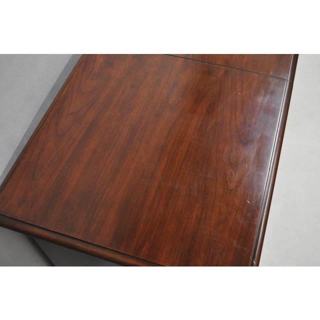 Vintage Drexel Heritge Georgian Style Cherry Wood Dry Bar Server Cabinet For Sale In Philadelphia - Image 6 of 12