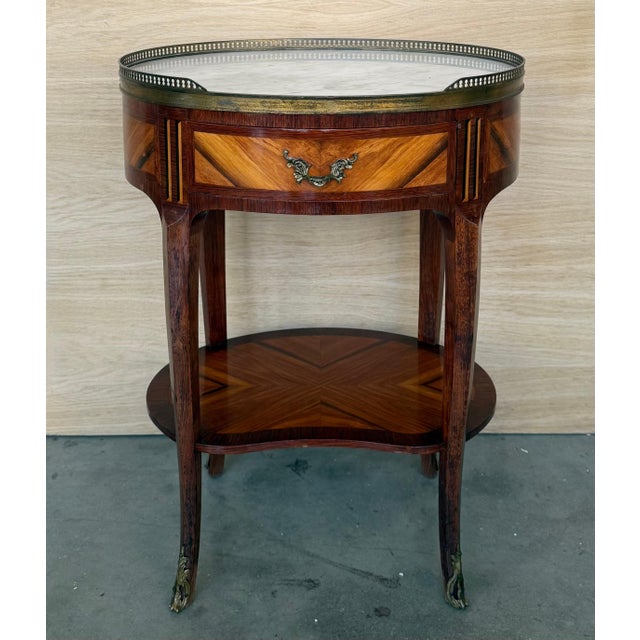 Early 20th Century Pair of Louis XV Oval Bouillotte Shape Nightstands with Drawer and Low Shelve For Sale - Image 18 of 18