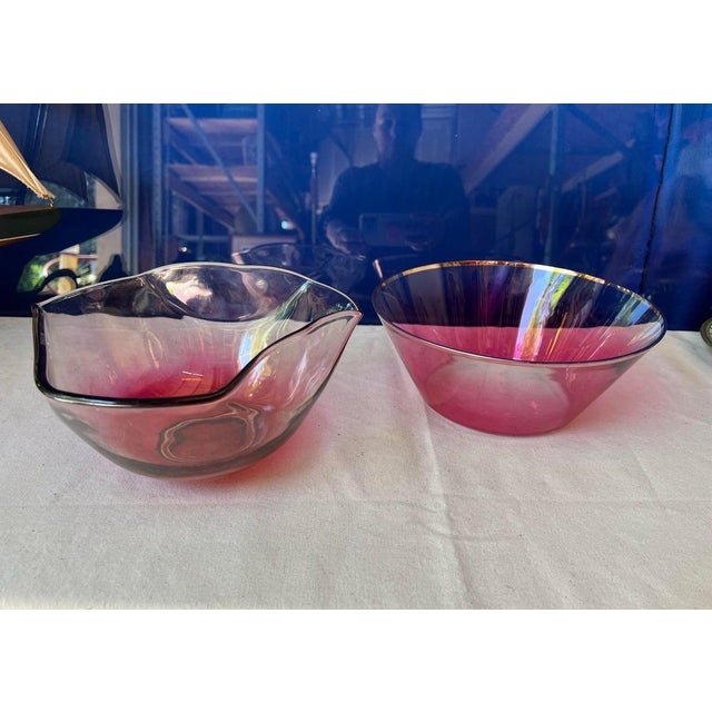 Shabby Chic 1970s Pink Glass Serving Bowls- Set of 2 For Sale - Image 3 of 5