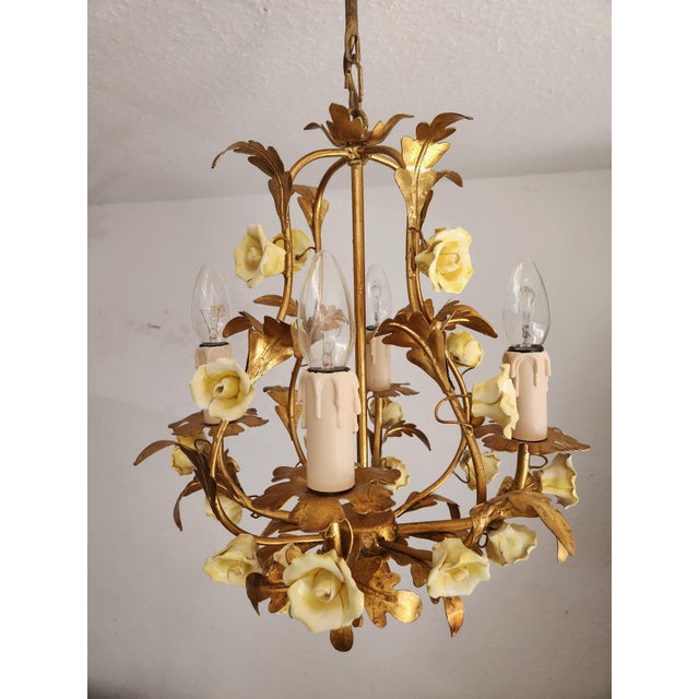 Ornamental & Decorative Materials Vintage Gold-Plated and Hand-Forged Florentine Pendant Lamp with Porcelain Roses, 1960s For Sale - Image 7 of 18