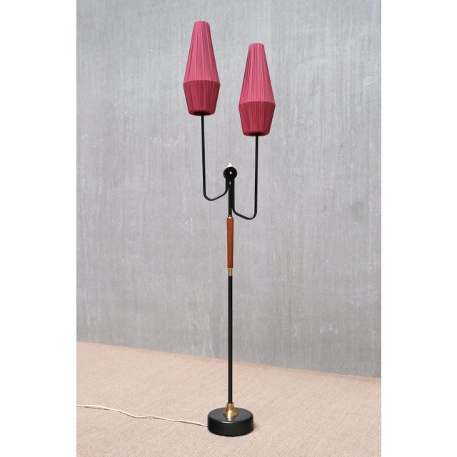 Swedish Modern Floor Lamp in Metal and Brass with Teak, 1950 For Sale - Image 13 of 13
