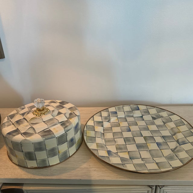 FEATURES Heavy-gauge steel underbody with hand-painted Sterling Check decoration. Rim, clamp, and handle are bronzed...