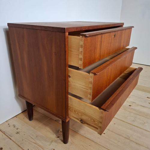 Mid-Century Modern Danish Teak 3-Drawer Chest, 1960s For Sale - Image 6 of 9