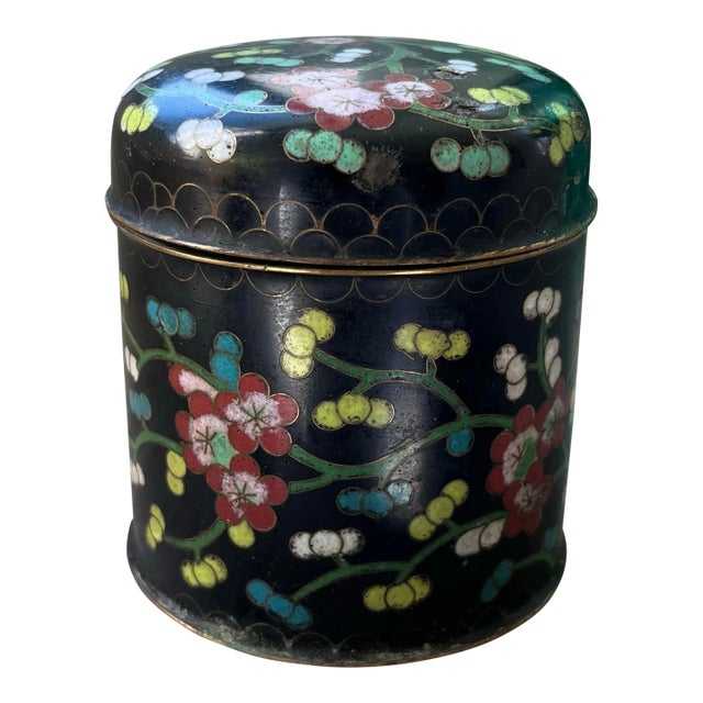 Antique Chinese Cloisonné Tea/Tobacco Canister in a Delicate Floral Pattern For Sale