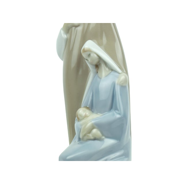 Ceramic Vintage Handmade Lladro Holy Family by Fulgencio García Figurine Spain For Sale - Image 7 of 8