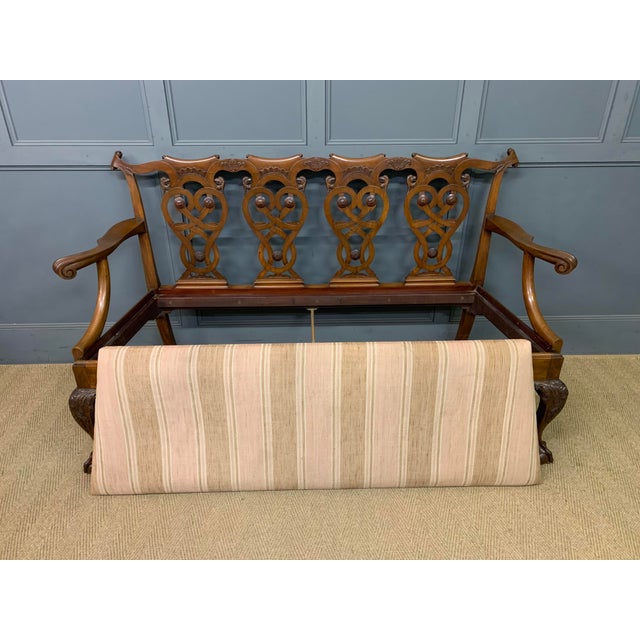 Chippendale Style Carved Mahogany Settee, 1900 For Sale - Image 11 of 18