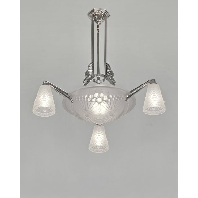 Art Deco French Art Deco Chandelier by Hettier Et Vincent & Charles Schneider - 1930 France For Sale - Image 3 of 13