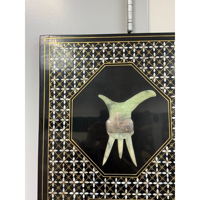 Chinese Mother-of-Pearl “Hundred Antiques” Six Panel Screen For Sale - Image 4 of 12