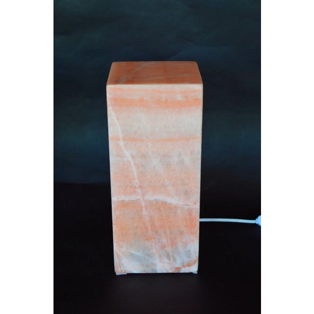 Contemporary Pair of Pink Modern Onyx Lamps. Usa, 21st Century For Sale - Image 3 of 7