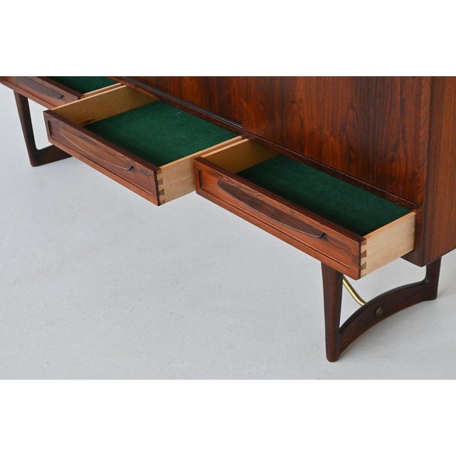 Wood Danish Cross-Leg Highboard in Rosewood by Sofus Jorgensen, 1960 For Sale - Image 7 of 18