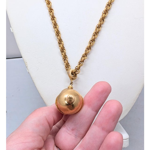Mid-Century Modern Vintage Signed Monet Book Piece Goldtone Pendant Necklace, 1961 For Sale - Image 3 of 10