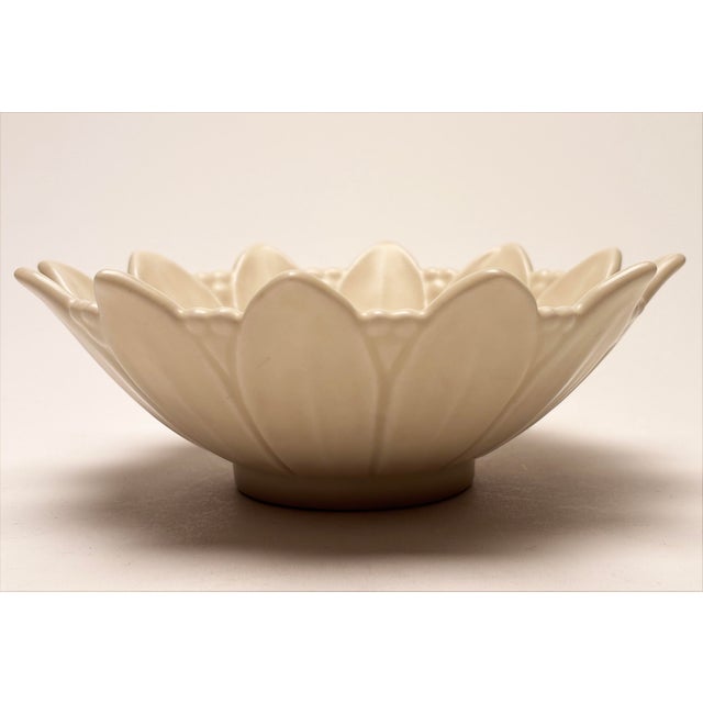 1936 Rookwood Cream Sunflower Bowl 6424 For Sale In Louisville - Image 6 of 12