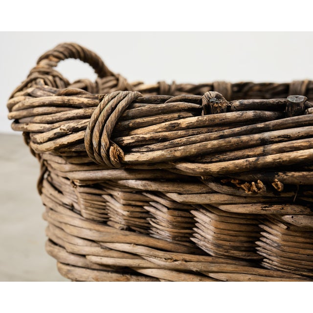 French Champagne Grape Vineyard Harvest Woven Wicker Basket For Sale - Image 16 of 18