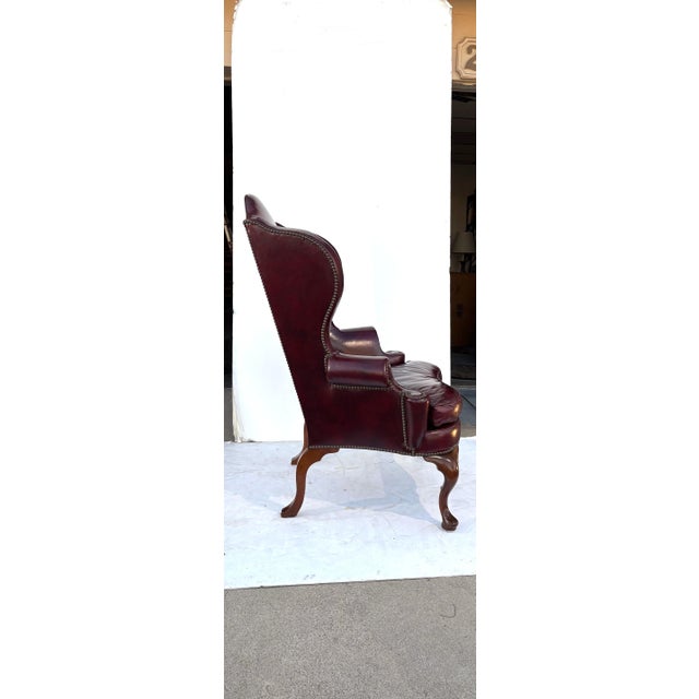 1980s Georgian Style Leather Wingback Chair by Kittinger For Sale - Image 5 of 6