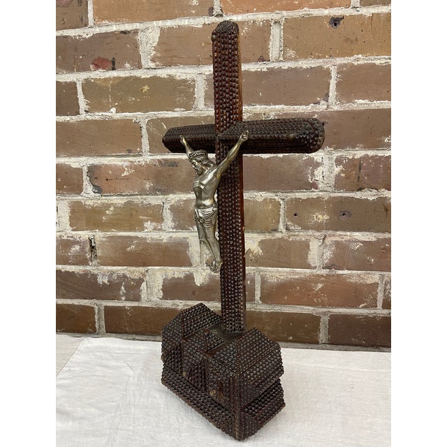 Antique Tramp Art Crucifix For Sale - Image 4 of 7
