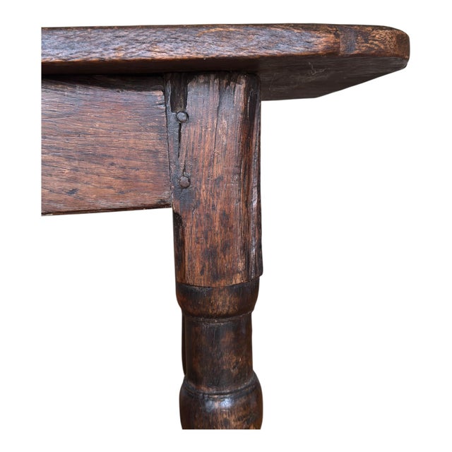 Late 17th Century English Oak Tavern Table For Sale - Image 6 of 10