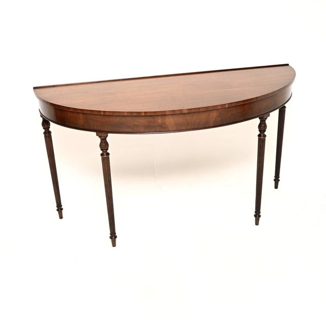 A large and very impressive antique Georgian style console table. This was made in England, it dates from around the...