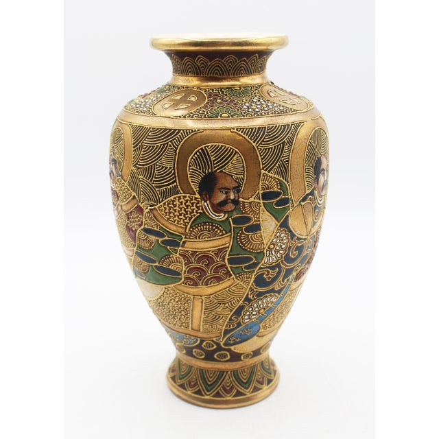 Circa 1900 Japanese Porcelain Rinzan Workshop Satsuma Vase For Sale - Image 4 of 13