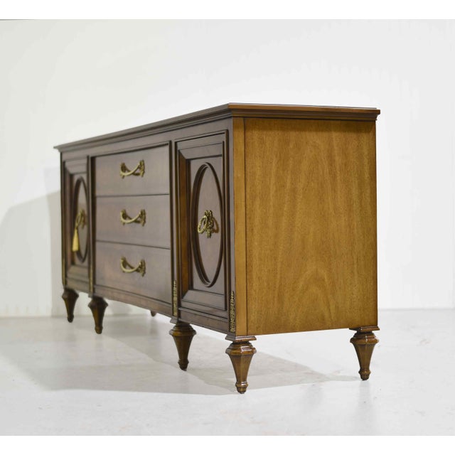 Brown Mid Century French Provincial-Style Burlwood Lowboy Dresser by Hellam Furniture Company Pennsylvania For Sale - Image 8 of 17
