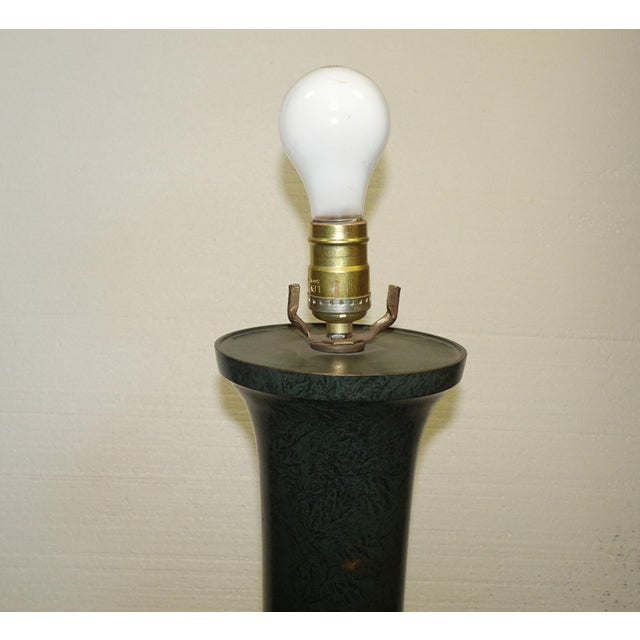 1960s Neoclassical Style Tole and Brass Table Lamp Asian Influence For Sale - Image 4 of 16
