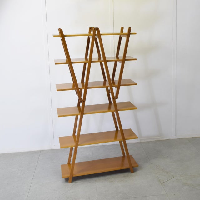 Bookcase in Beech with Matt Finish by Vico Magistretti for Cassina, 1980s For Sale - Image 6 of 11