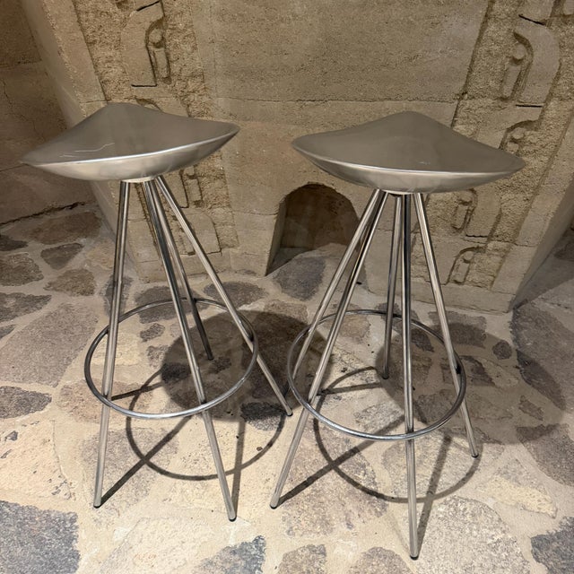 Jamaica Bar Stool Pepe Cortes for Amat-3 Aluminum Post-Modern For Sale - Image 13 of 17
