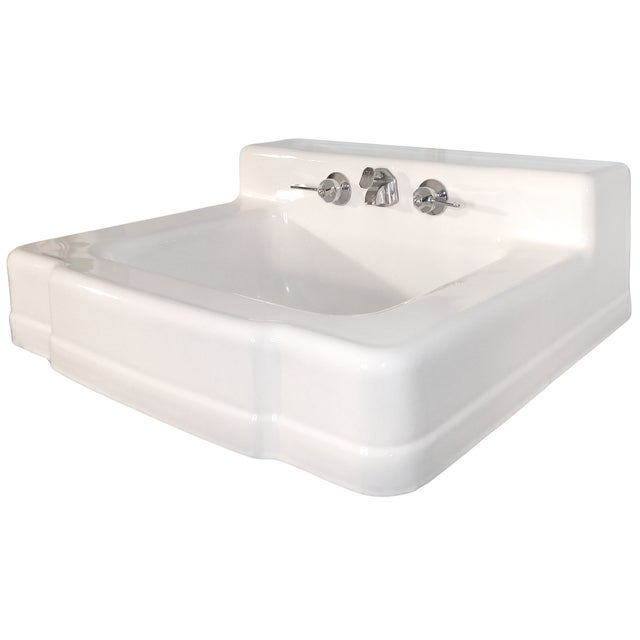 American 1946 Vintage Porcelain & Cast Iron Wall-Mounted Sink in Very Nice Condition For Sale - Image 3 of 18