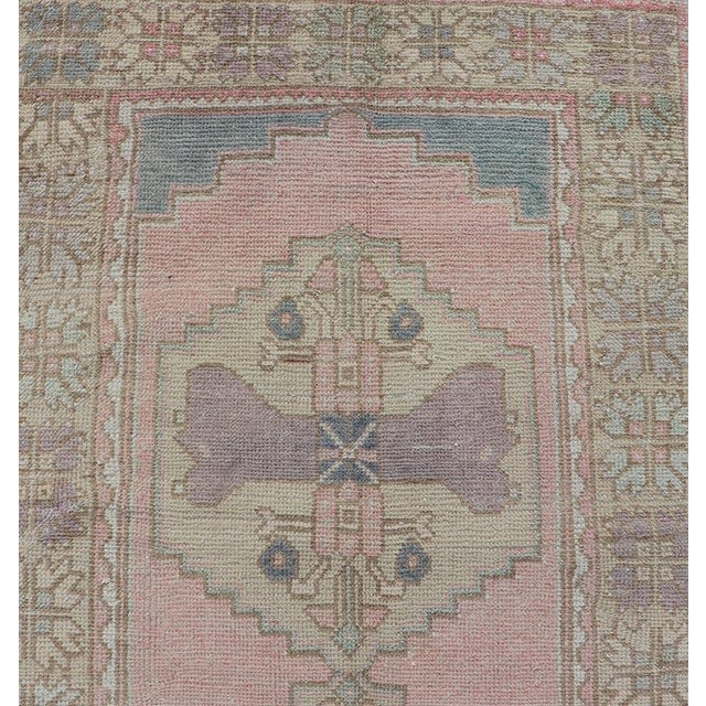 Mid 20th Century Turkish Vintage Oushak Runner With Medallion's in Pink, Gray, and Light Yellow 2'11 X 8'9 For Sale - Image 5 of 9