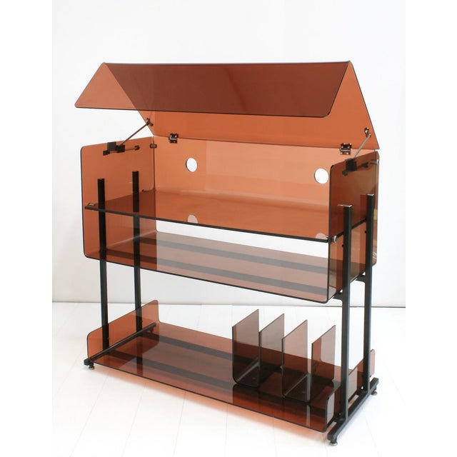 Acrylic Glass Stereo Cabinet attributed to Michel Dumas for Roche Bobois, 1970s For Sale - Image 9 of 18