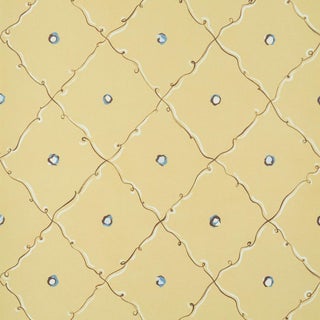 Schumacher x Backdrop Colette Wallpaper In Light Yellow For Sale